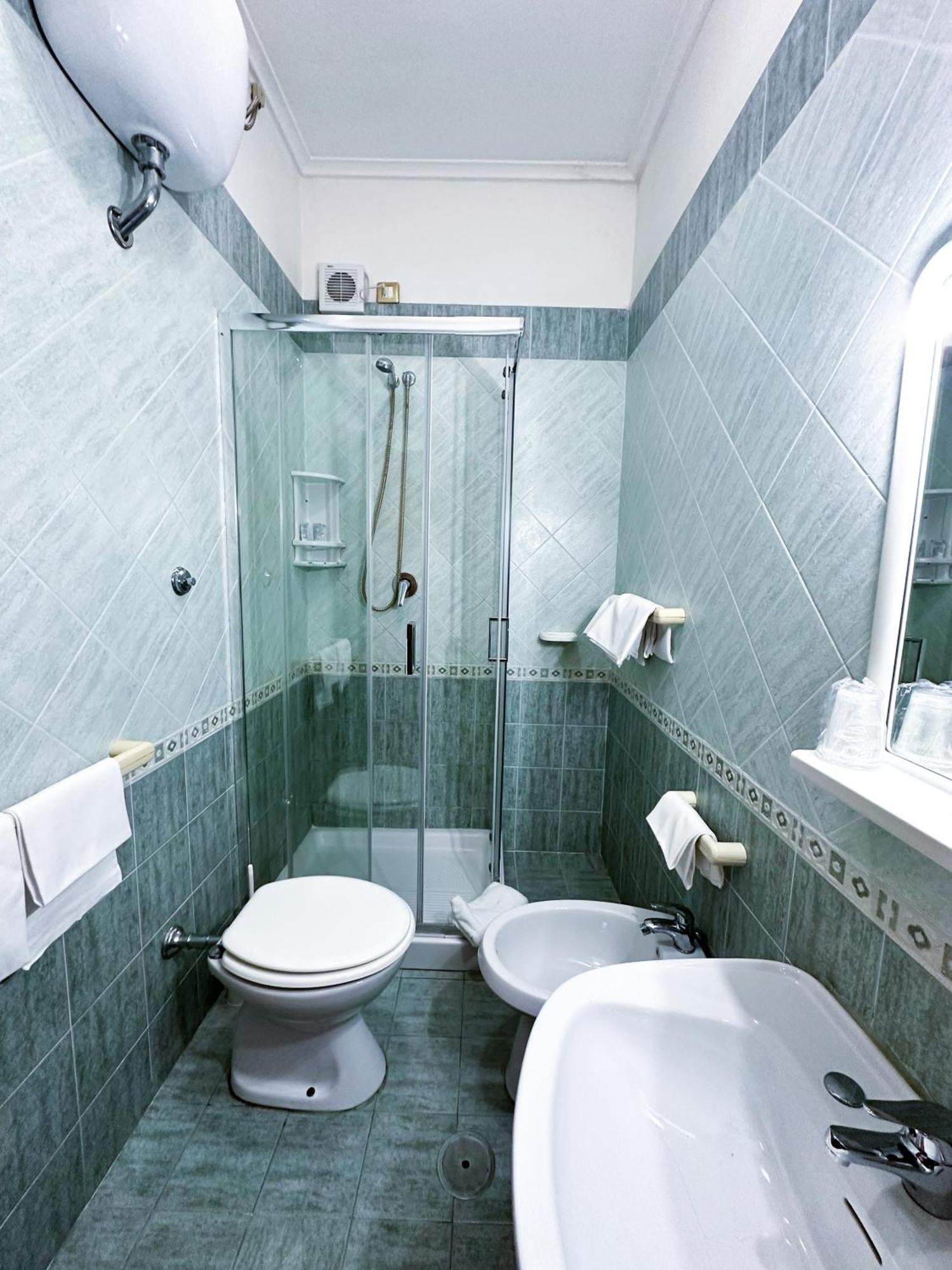 Hotel Europa Понтеканьяно Экстерьер фото