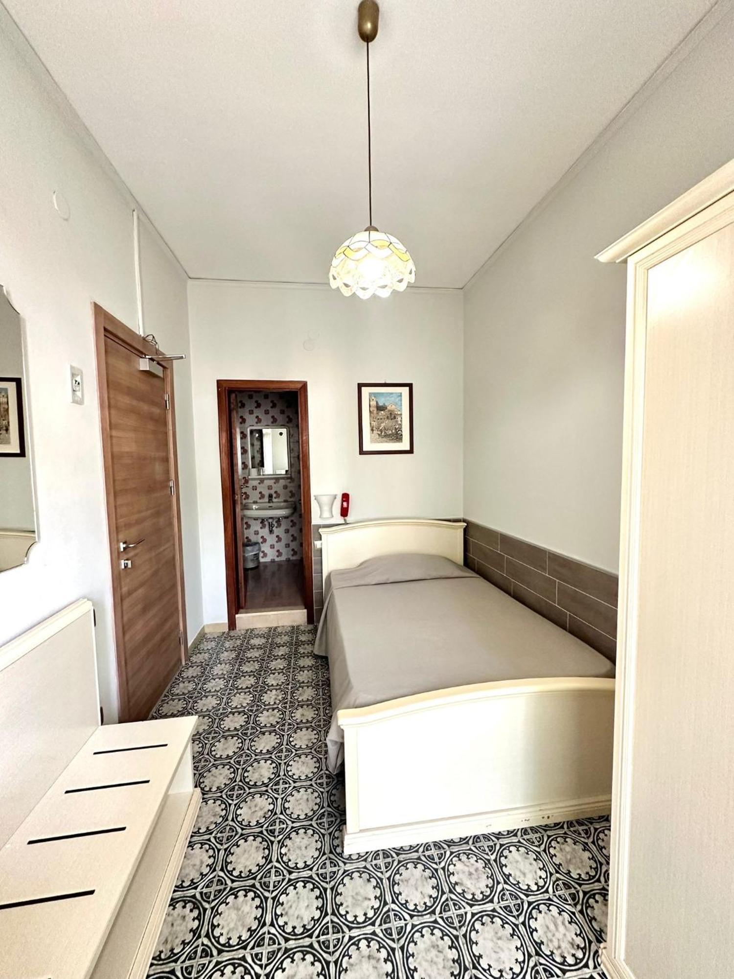 Hotel Europa Понтеканьяно Экстерьер фото
